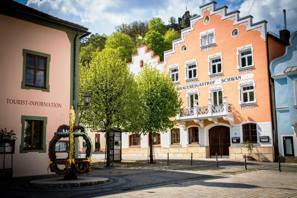 Gasthaus Schwan Riedenburg Εξωτερικό φωτογραφία